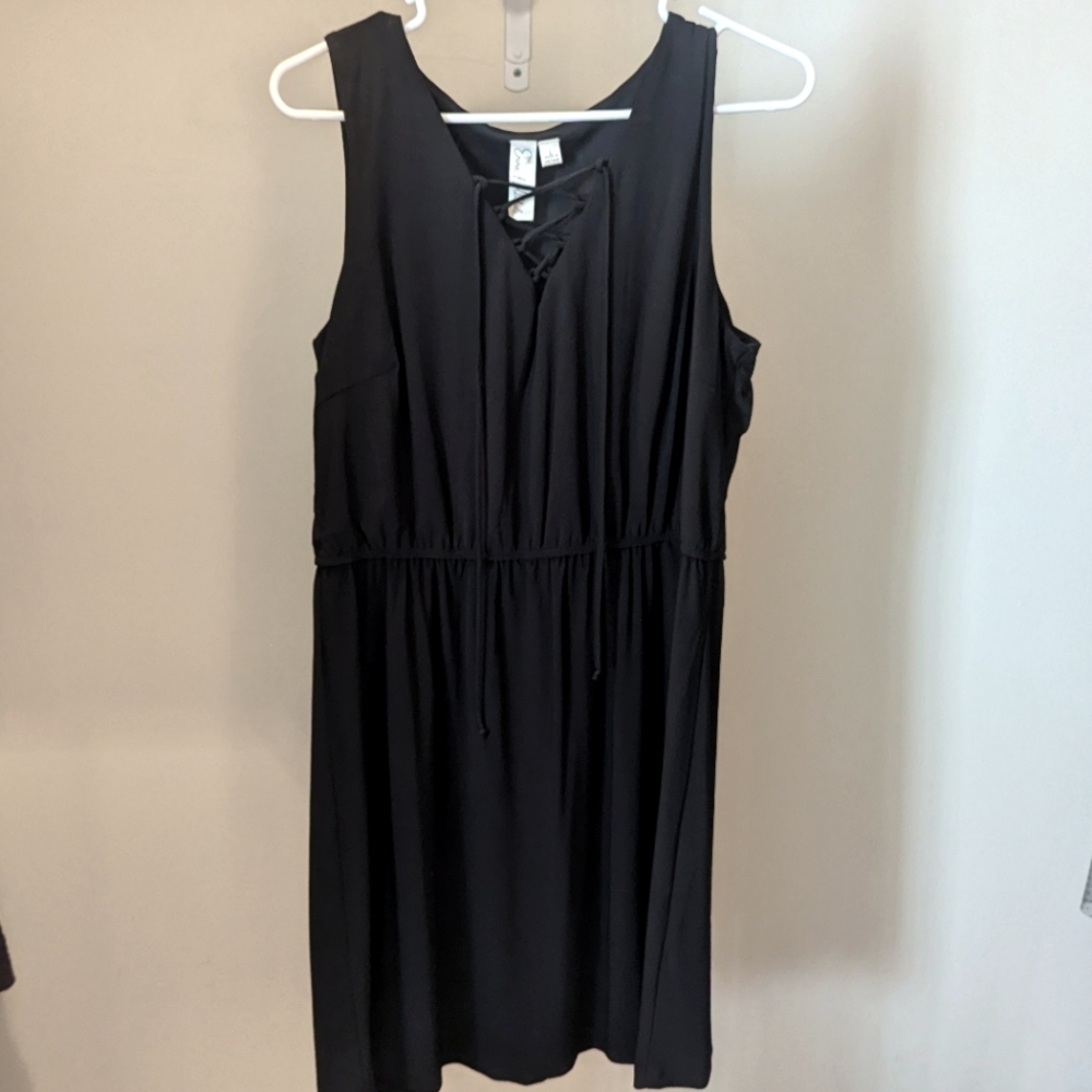 Emma & Michele Large Black Sleeveless Dress